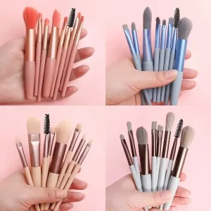 8pcs portable travel soft makeup brush set random colors 3