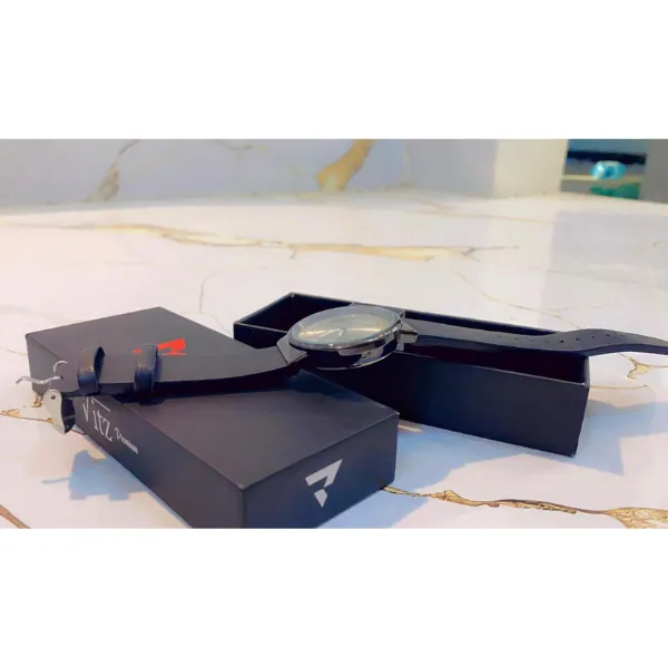 VITZ Premium Men Watch Quartz Leather Straps